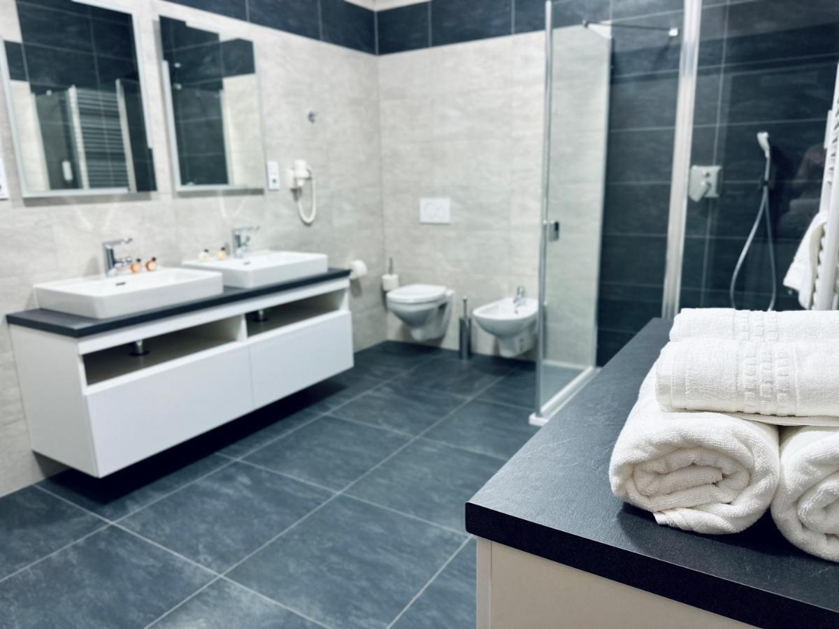 Hotel Anpela Rýmařov Esterno foto