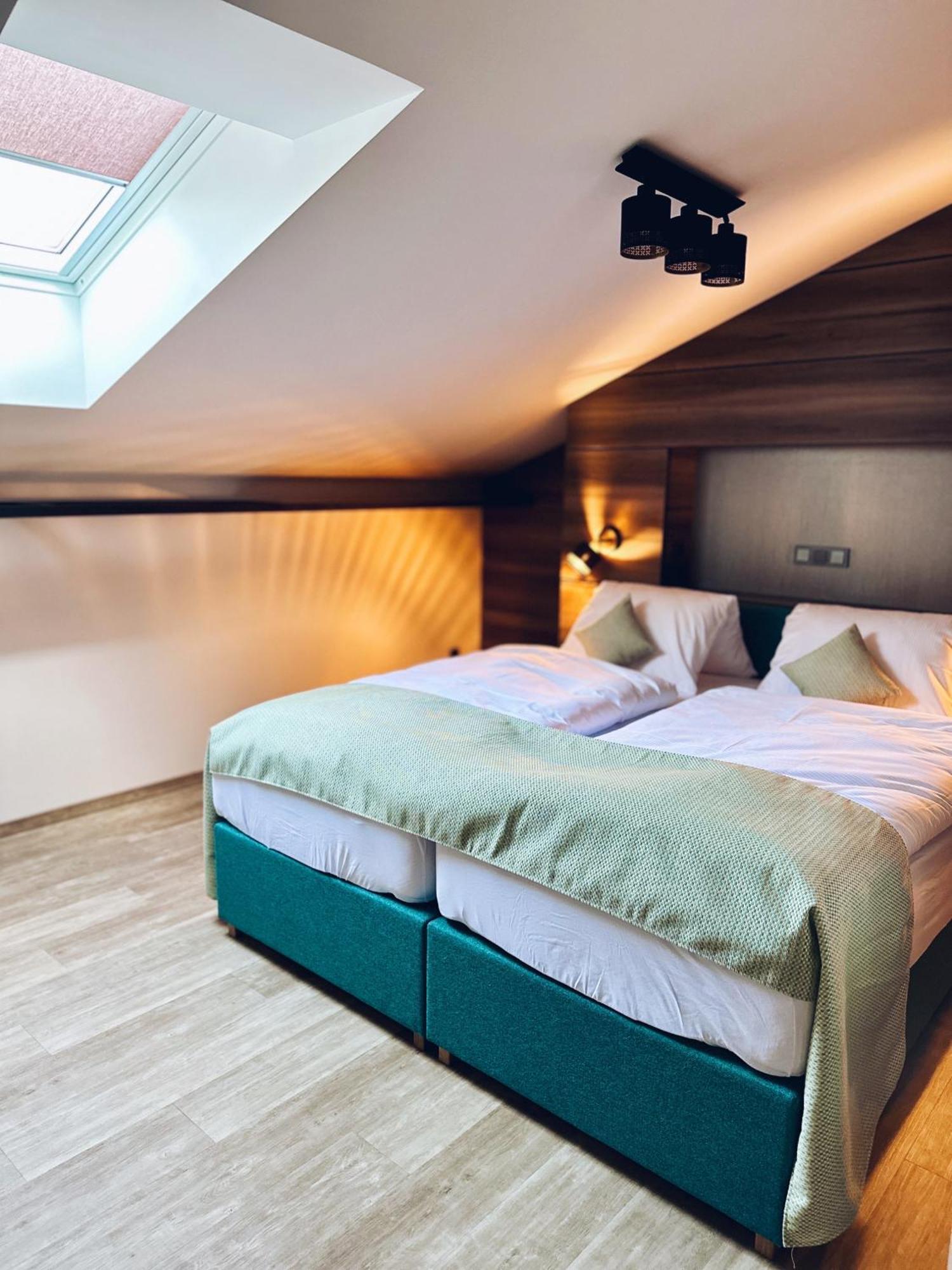 Hotel Anpela Rýmařov Esterno foto